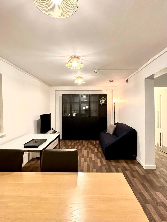 Apartamento Bright, Warm & Cozy House In Harpurhey Mánchester Exterior foto