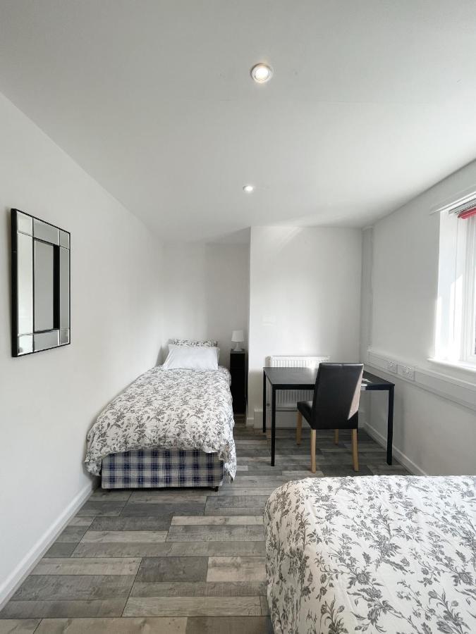 Apartamento Bright, Warm & Cozy House In Harpurhey Mánchester Exterior foto