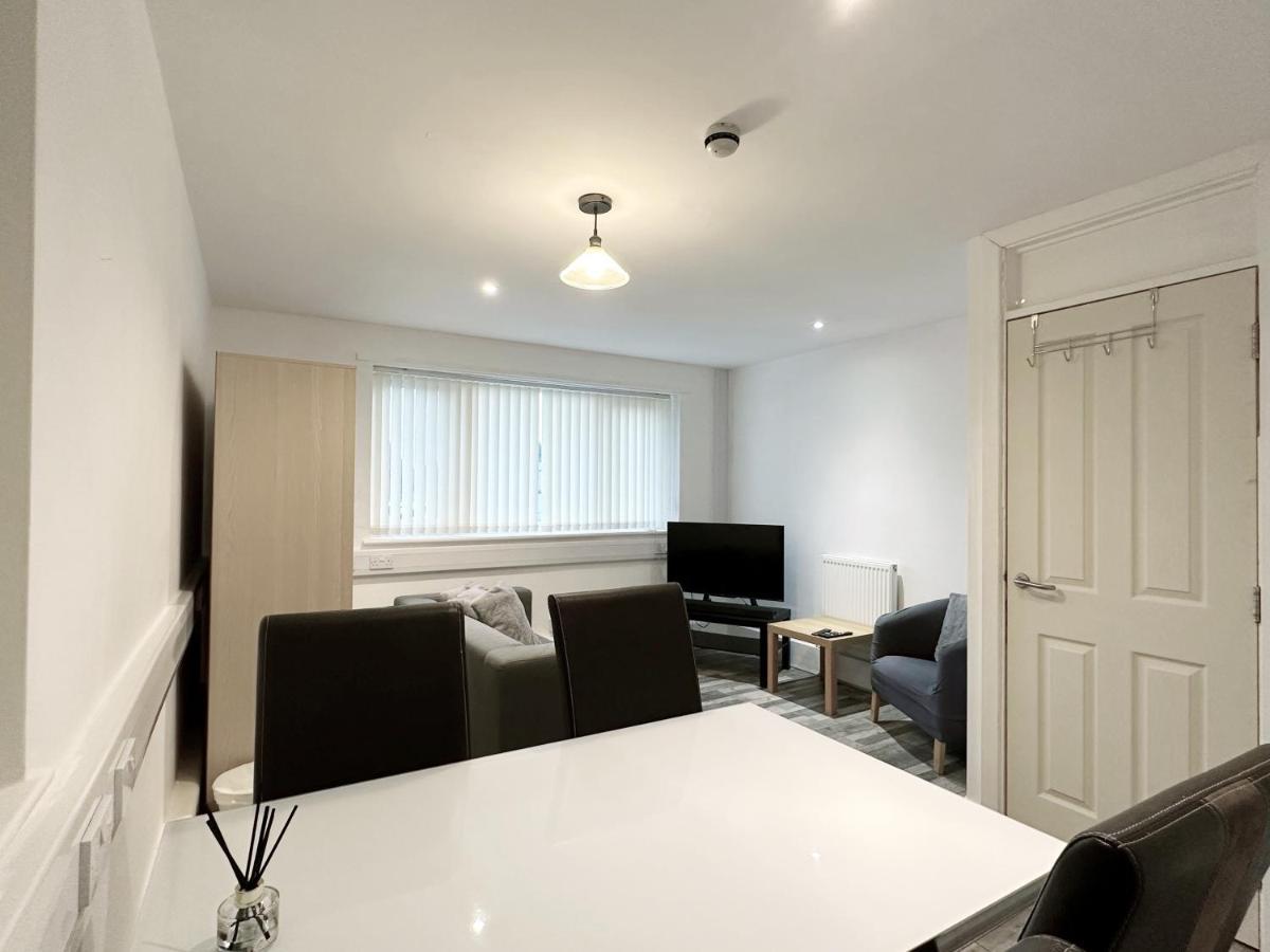 Apartamento Bright, Warm & Cozy House In Harpurhey Mánchester Exterior foto